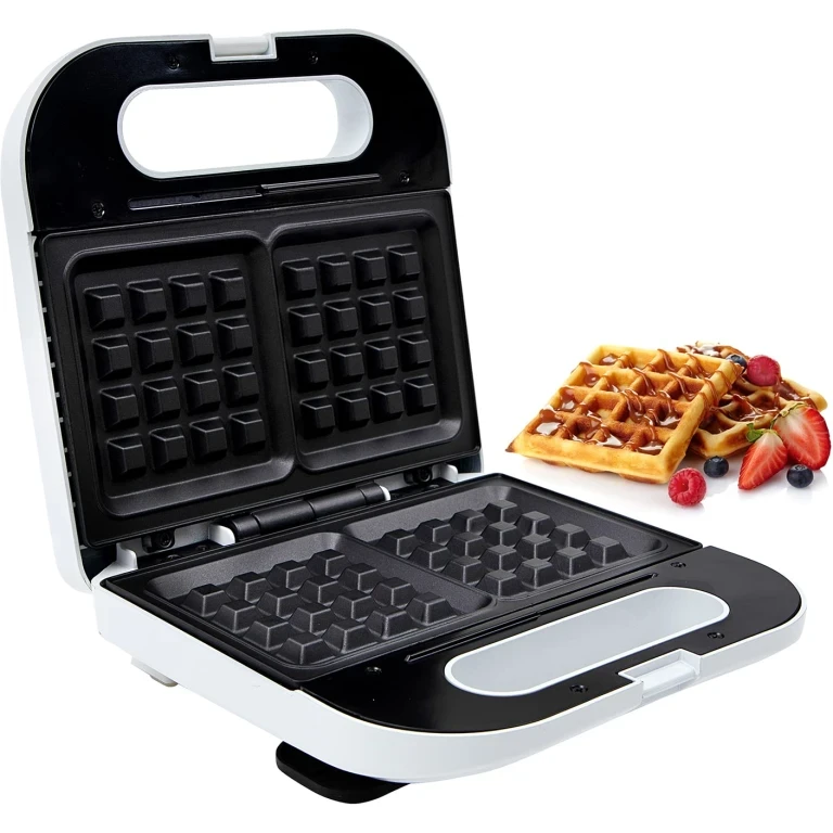 Geepas Waffle Maker GWM676 - Non-Stick Plates